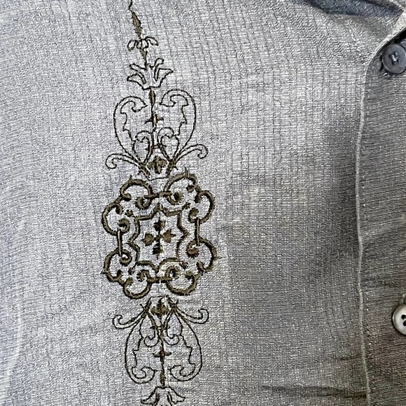 Cubavera Herenica Embroidered Button Down Shirt Women Large Short Sleeve Blue - Picture 6 of 9